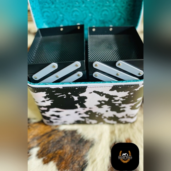 Kamoodle Makeup Box - Picture 2 of 4